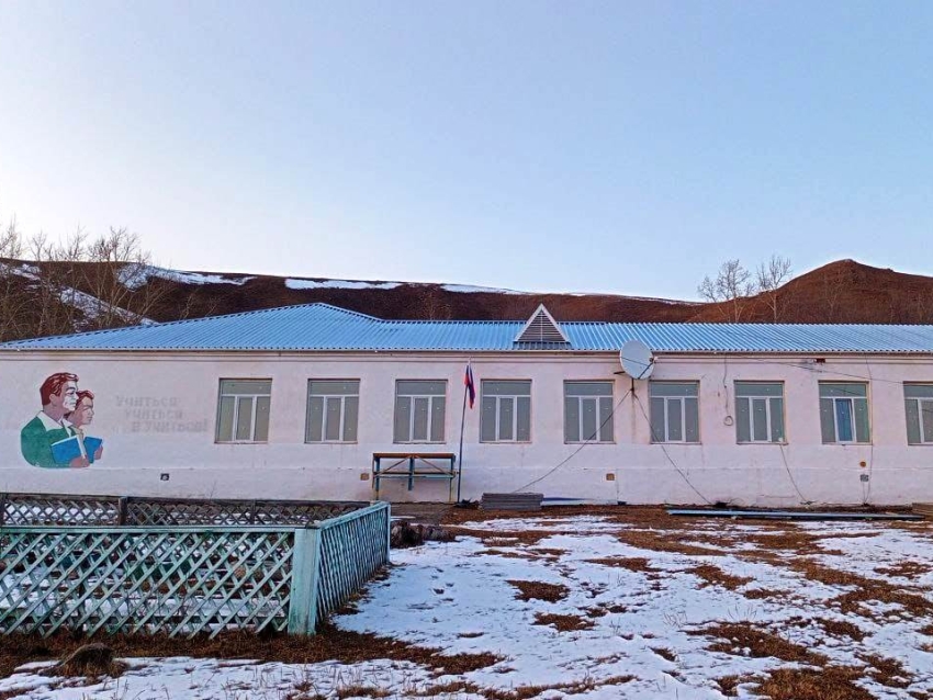 Школу в селе Усть-Наринзор Сретенского района капитально отремонтируют к новому учебному году